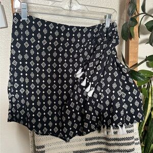 Zara Black and White Patterned Skort